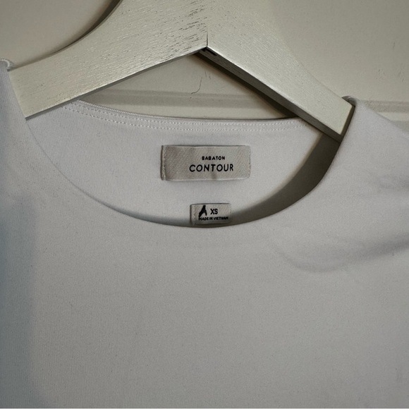 Aritzia Babaton Original Contour Prosperity Crew White Long Sleeve Bodysuit XS - Picture 4 of 12